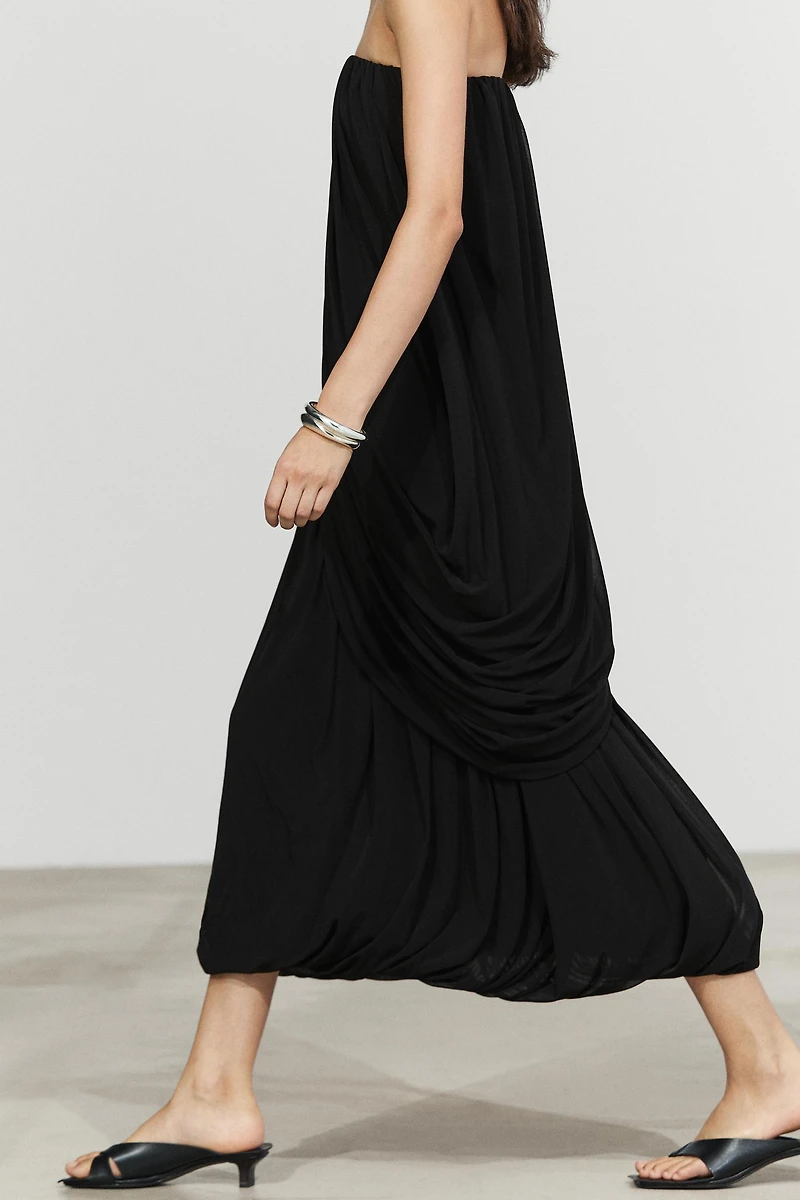 Balloon-effect flowing skirt