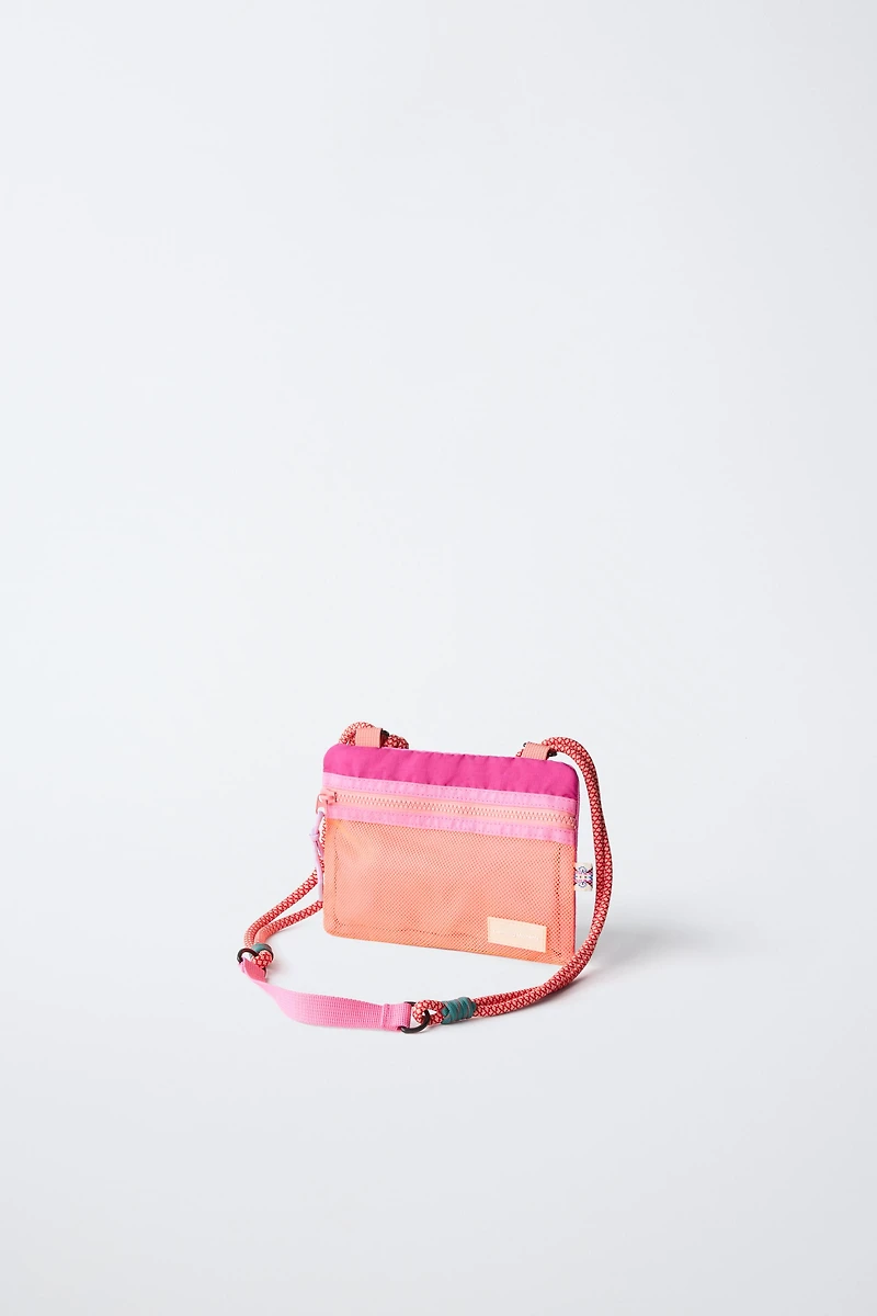 TECHNICAL CROSSBODY BAG
