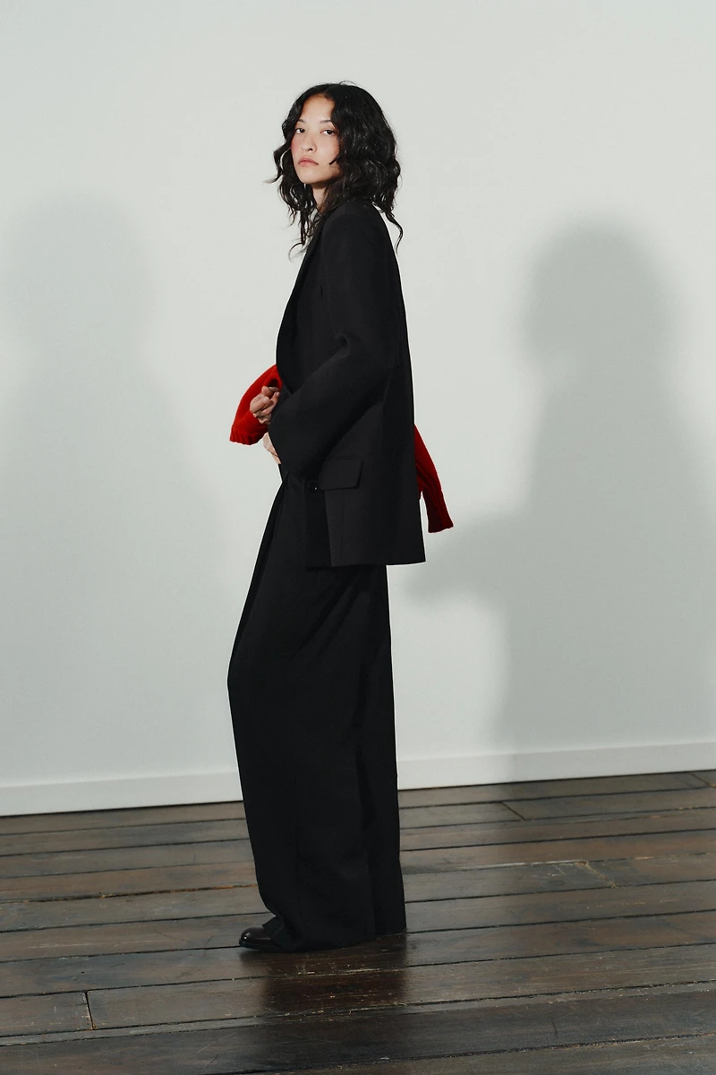 LOW-RISE PANTS