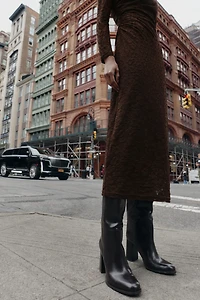 ROBE MI-LONGUE DRAPÉE POINTELLE