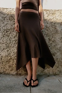 ASYMMETRIC KNIT MIDI SKIRT