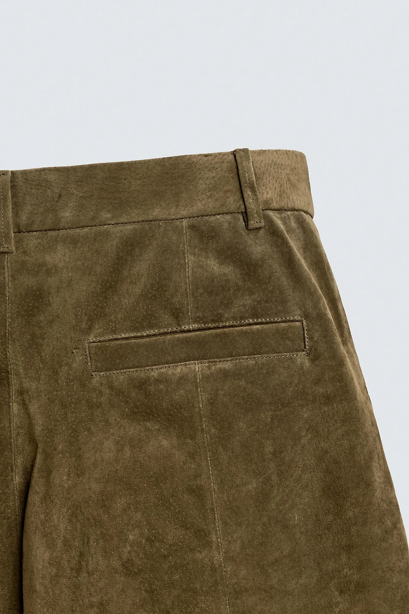 RELAXED FIT SUEDE SHORTS