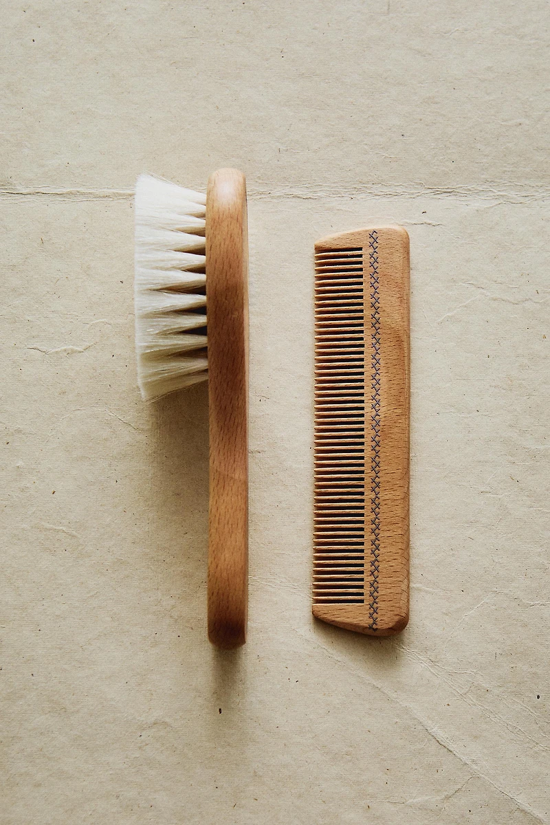 BABY FLOWER BRUSH AND COMB SET
