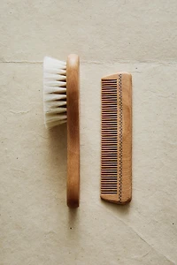 BABY FLOWER BRUSH AND COMB SET
