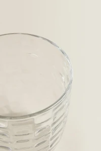 RAISED SQUARE-EFFECT TUMBLER