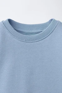 ENSEMBLE JOGGING T-SHIRT ET BERMUDA À ÉTIQUETTE