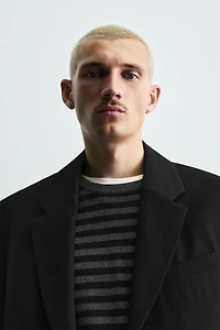 RELAXED FIT FLOWY BLAZER