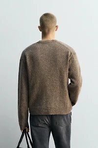 PULL COL EN V ÉDITION LIMITÉE