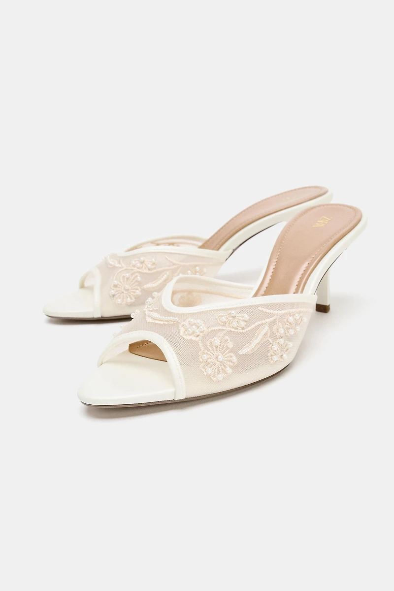 MESH PEARL EMBROIDERED SANDALS