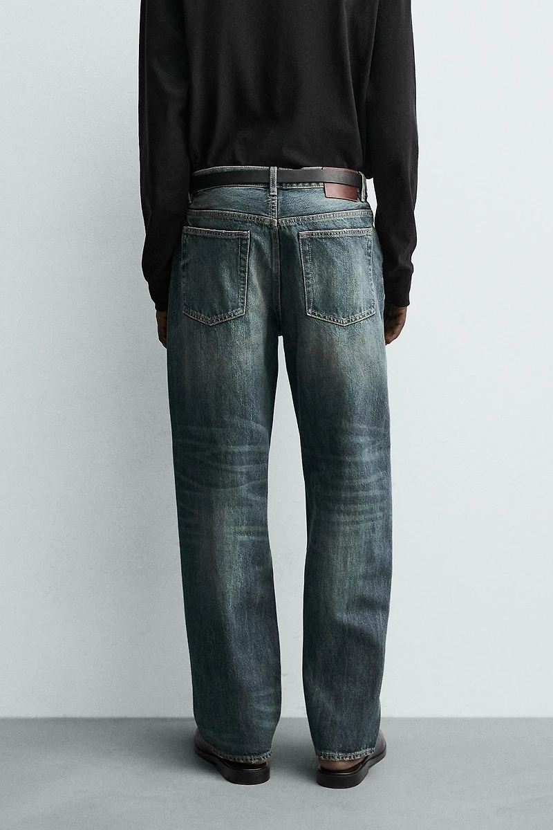 STRAIGHT FIT JEANS