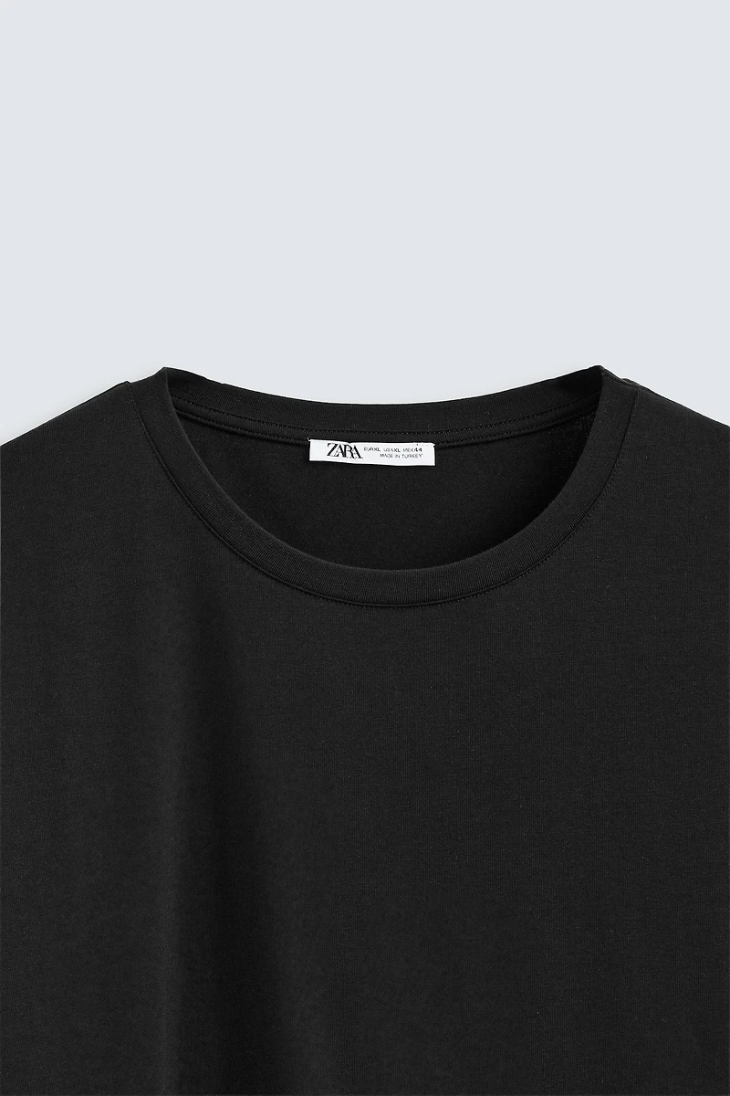BASIC SLIM FIT T-SHIRT