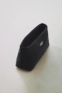 TECHNICAL FABRIC MEDIUM TOILETRY BAG