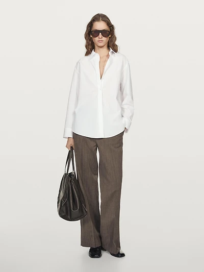 100% cotton poplin shirt with shoulder detail