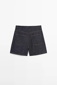 Total look mid-rise denim Bermuda shorts