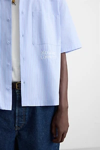 STRIPED TEXT SHIRT