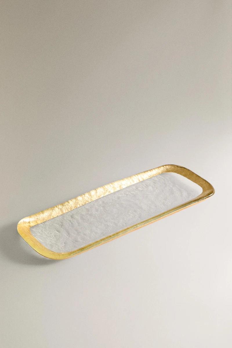 GLASS SERVING DISH WITH A GOLDEN RIM