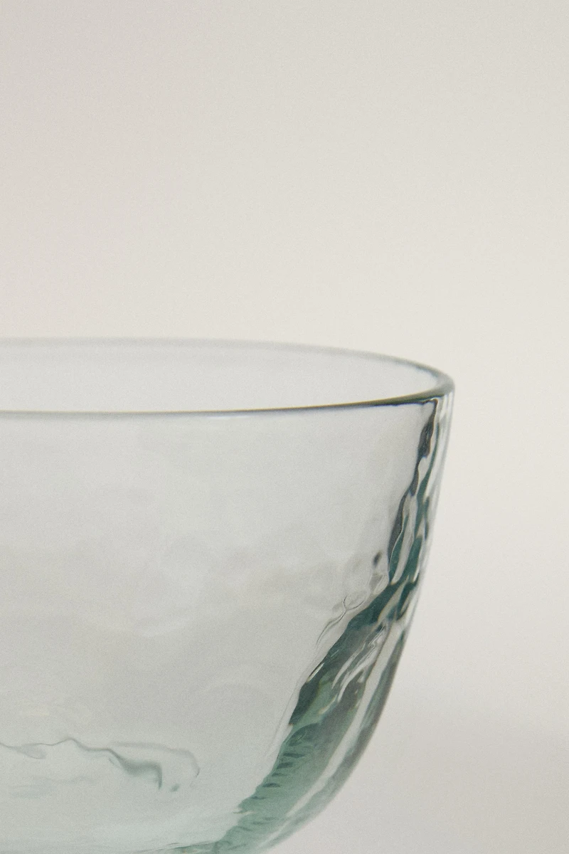 HAMMERED GLASS BOWL
