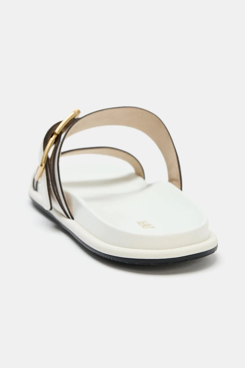 BUCKLE SANDALS