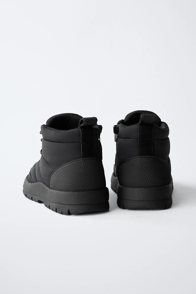 WATER REPELLENT NYLON BOOTS