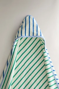 REVERSIBLE STRIPED HOODED BABY TOWEL