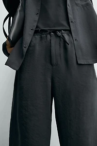 FLOWY RELAXED FIT PANTS