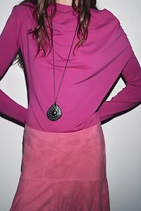 DRAPED SHOULDER PAD TOP