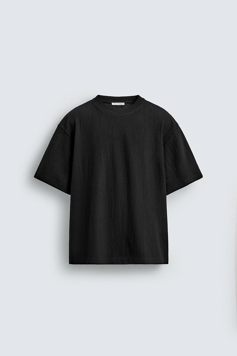 RELAXED FIT TEXTURED T-SHIRT
