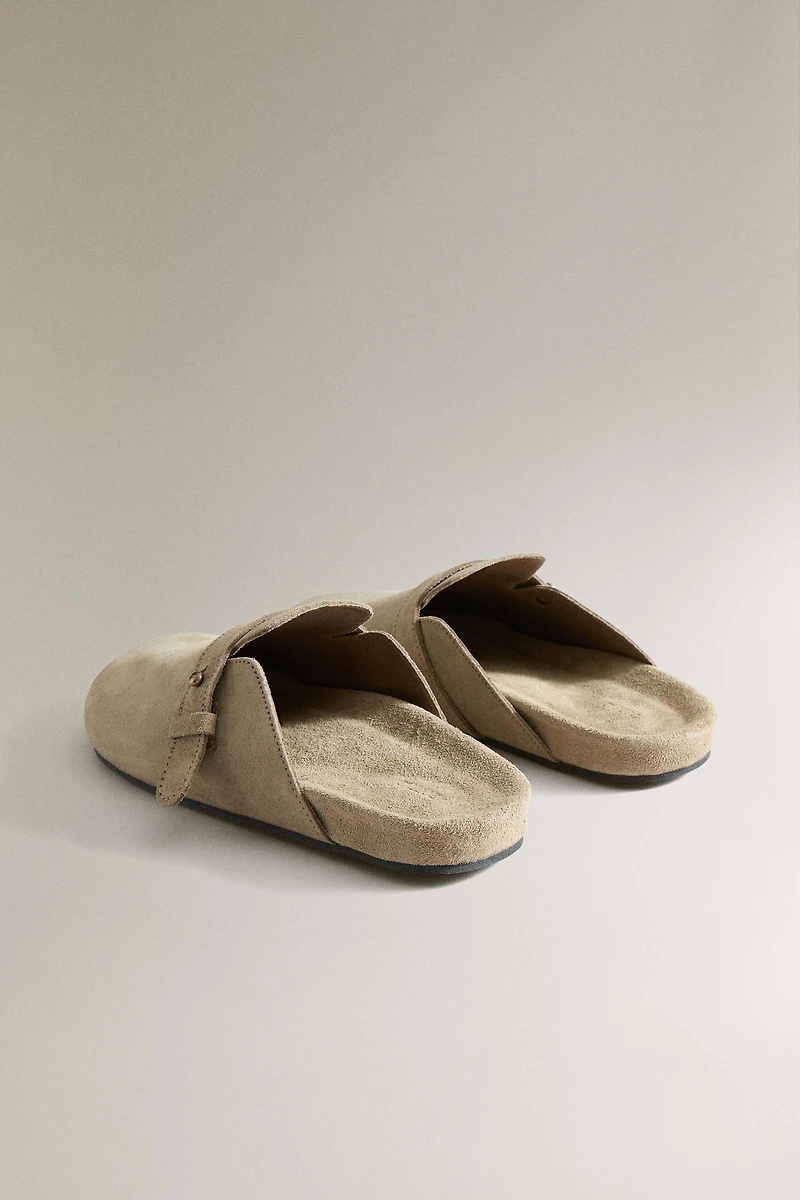 LEATHER MULE CLOG SLIPPERS WITH STRAP DETAIL