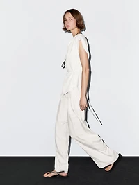 Wide-leg trousers with double dart