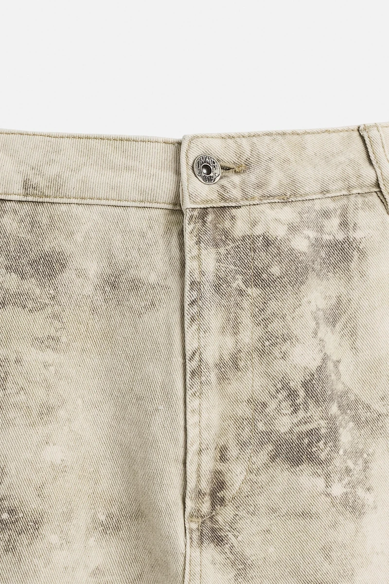 CARPENTER POCKET BERMUDA SHORTS