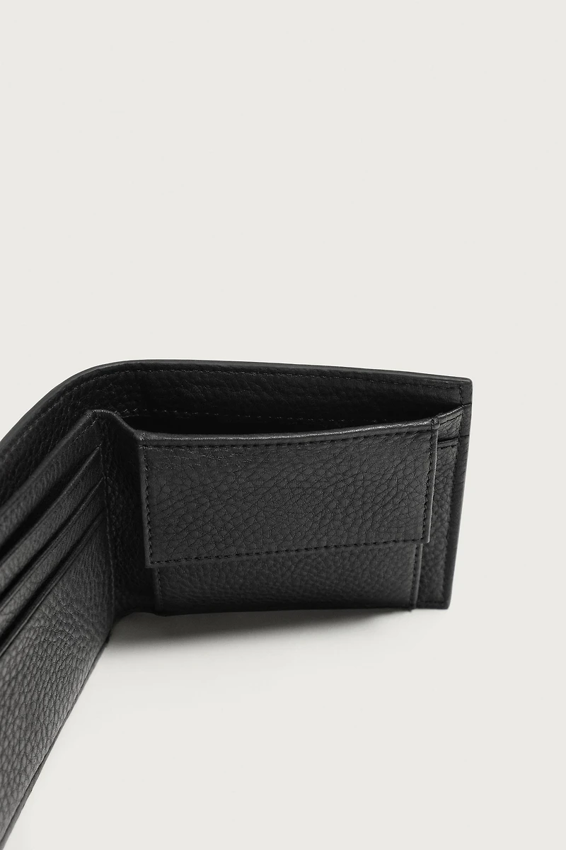 LEATHER WALLET
