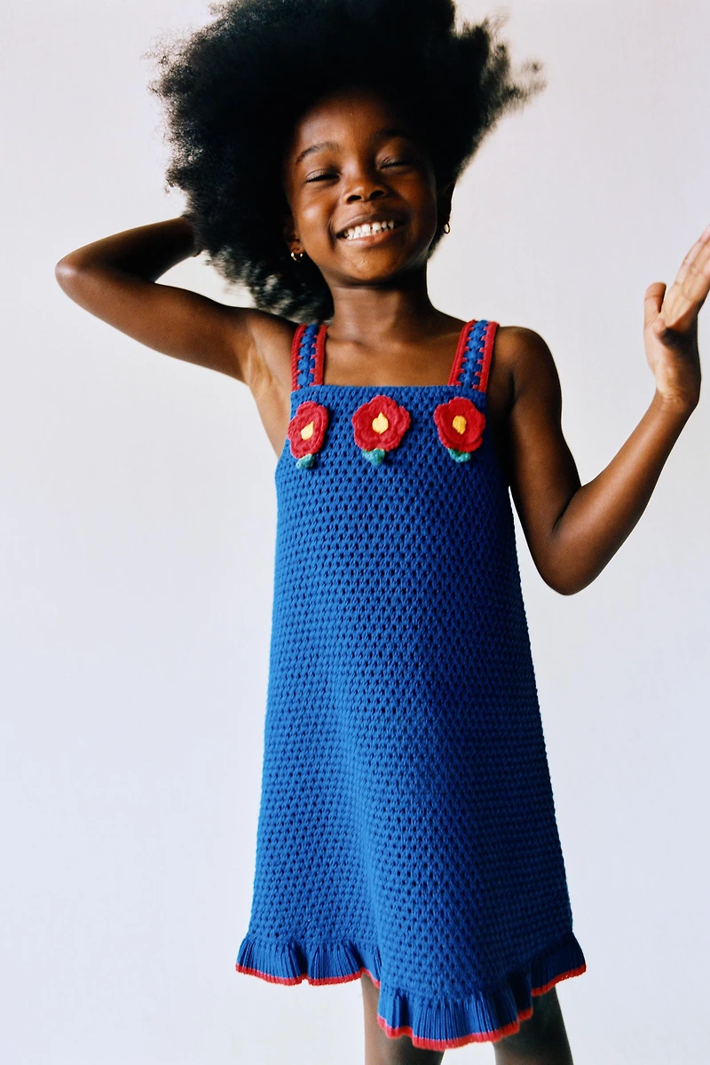 CROCHETED FLOWER KNIT DRESS