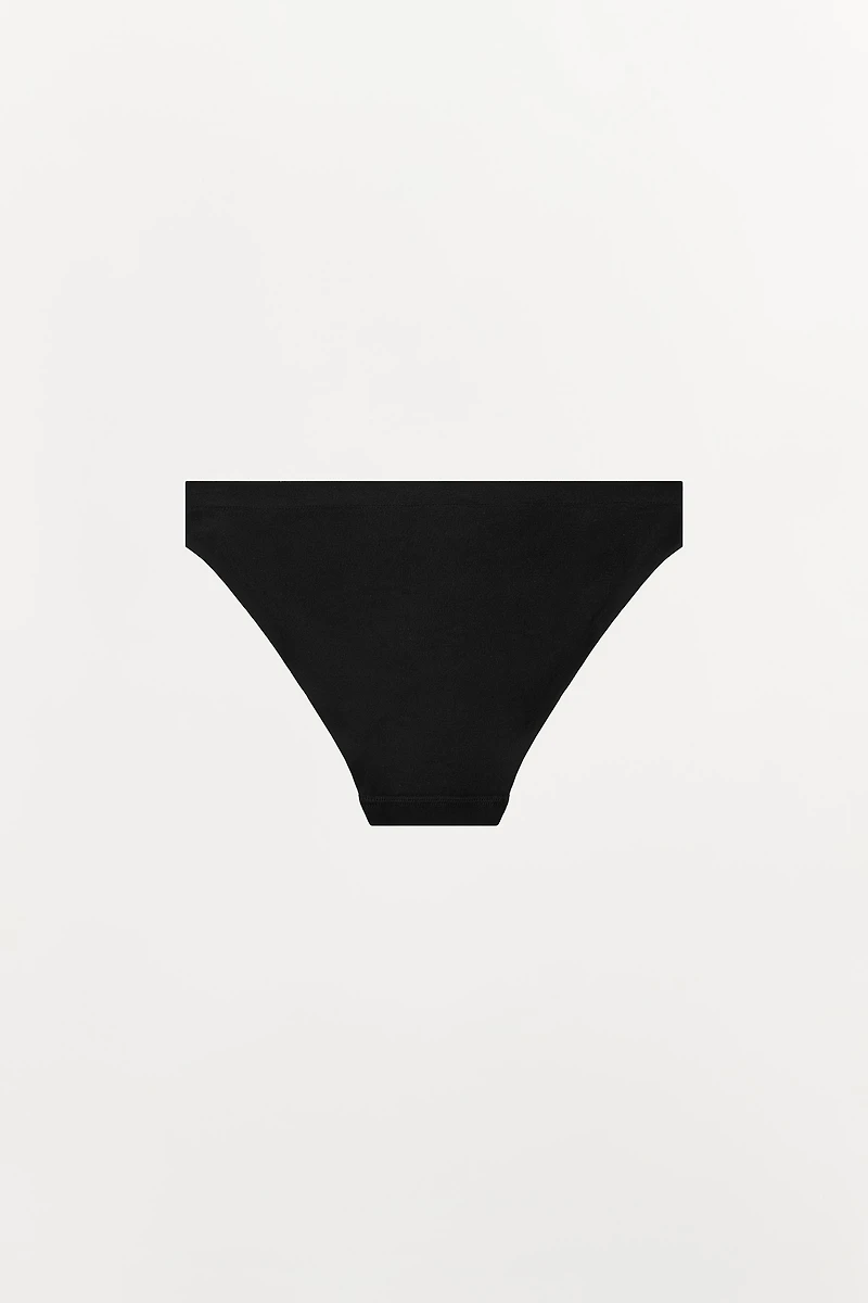 CULOTTE SANS COUTURES
