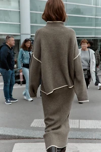 CONTRAST PIPED KNIT MIDI SKIRT