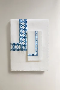 GEOMETRIC EMBROIDERED LINEN TABLECLOTH