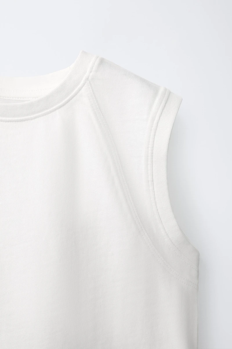 T-SHIRT UNI SANS MANCHES