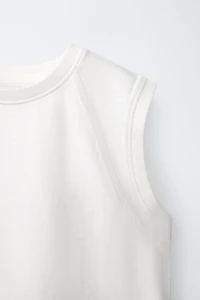 T-SHIRT UNI SANS MANCHES