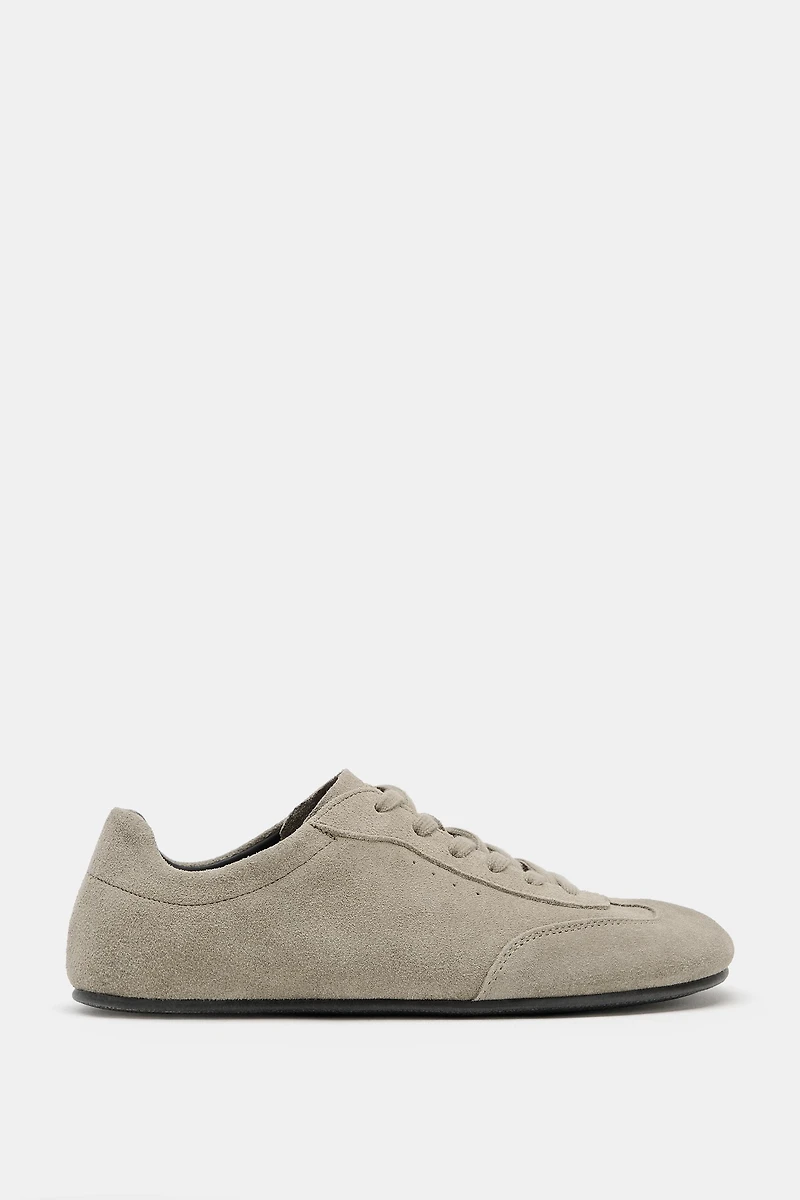 SPLIT SUEDE FLAT SPORTS SHOES