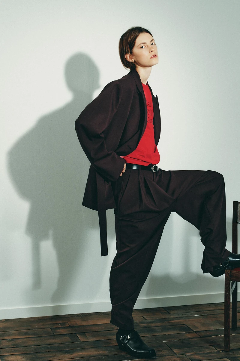 PANTALON PLIS BOUTON BAS