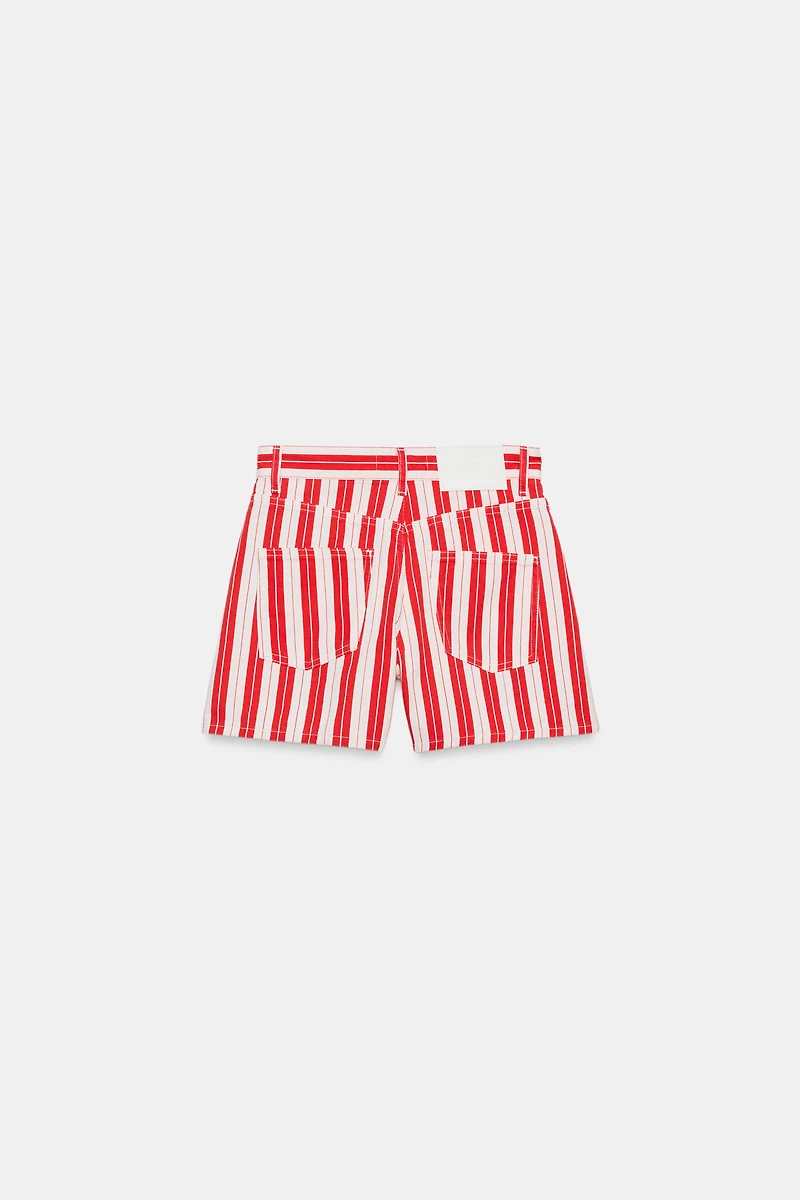 STRIPED MOM FIT SHORTS