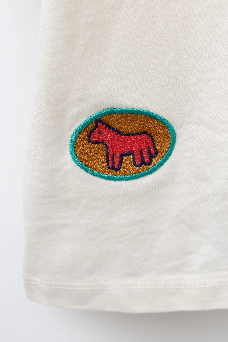 EMBROIDERED T-SHIRT