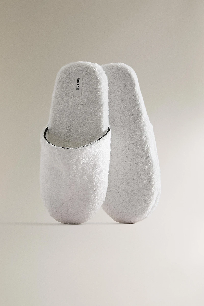 BATHROOM TERRYCLOTH SLIPPERS WITH PIPING