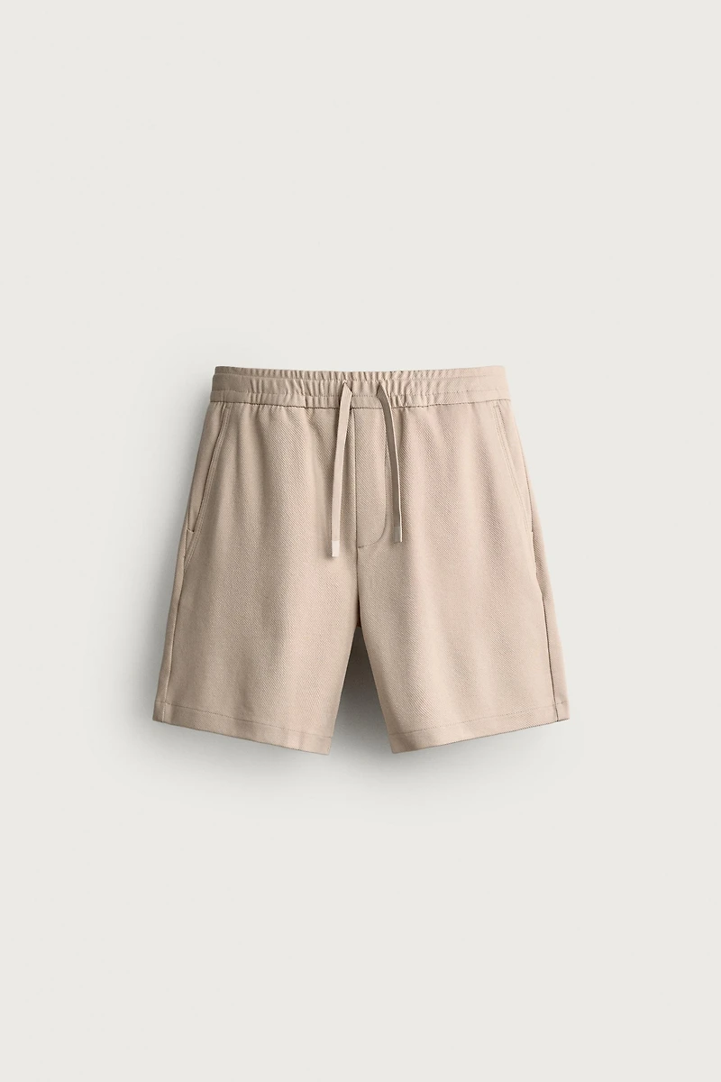 COMFORT TEXTURED SHORTS
