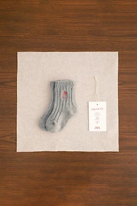 ZARA TIMELESS - CHAUSSETTES EN MAILLE ORFAYO ©