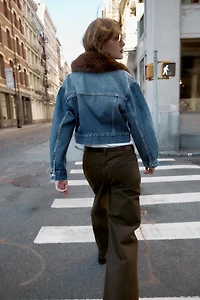 Z1975 FAUX FUR LAPEL CROPPED DENIM JACKET