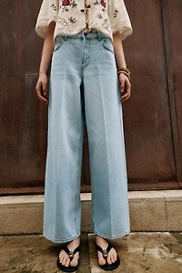 Z1975 WIDE LEG MID-RISE JEANS WITH PRESSED CREASE