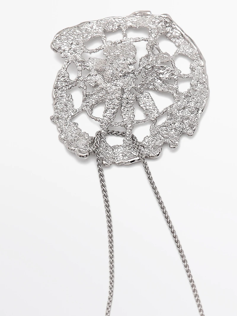 Collier pendentif pièce dentelle