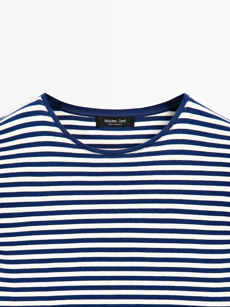 T-shirt à manches longues rayé avec détail contrastant
