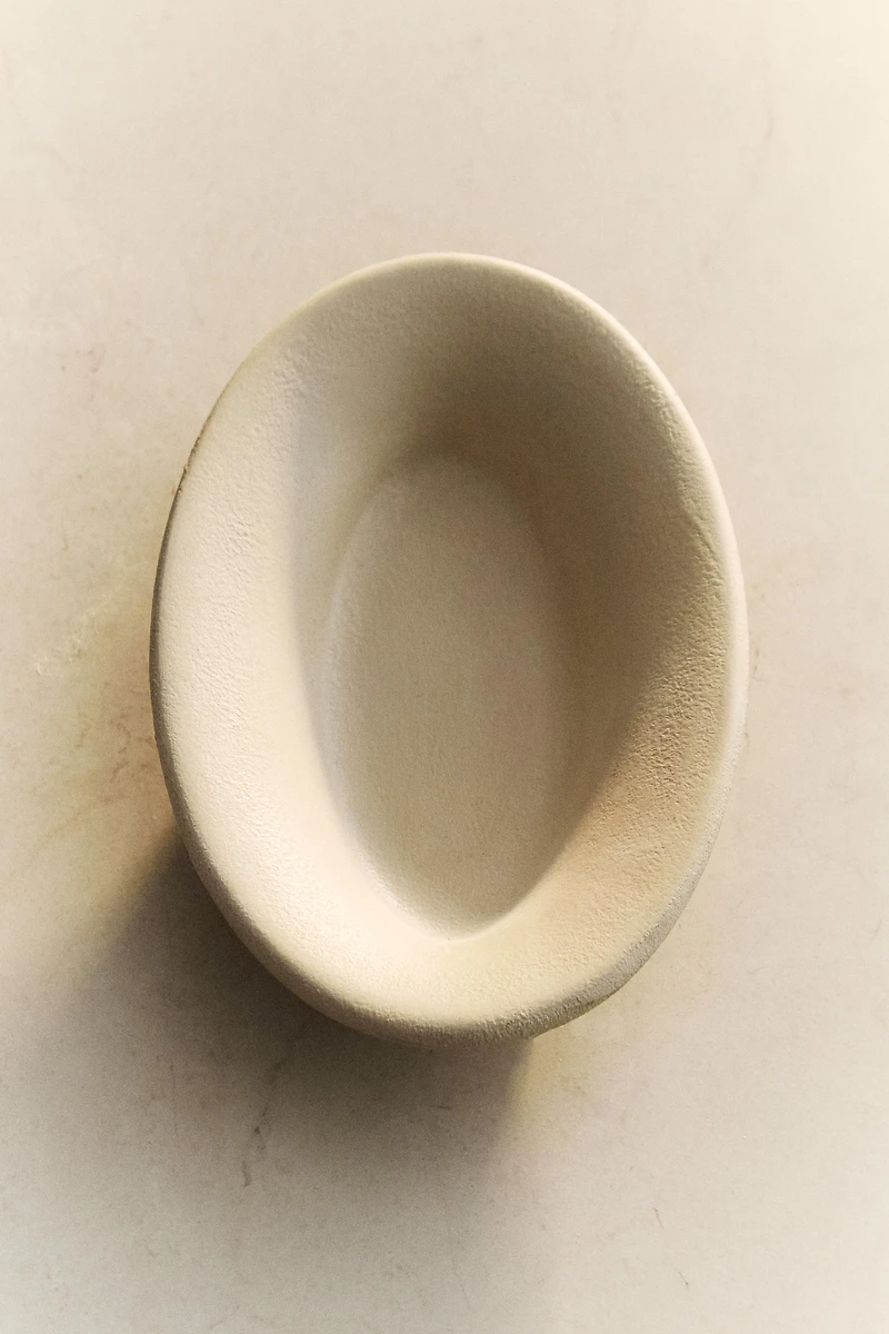 EARTHEN CERAMIC BATHROOM SOAP DISH