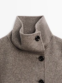 Manteau court à col montant en laine mélangée